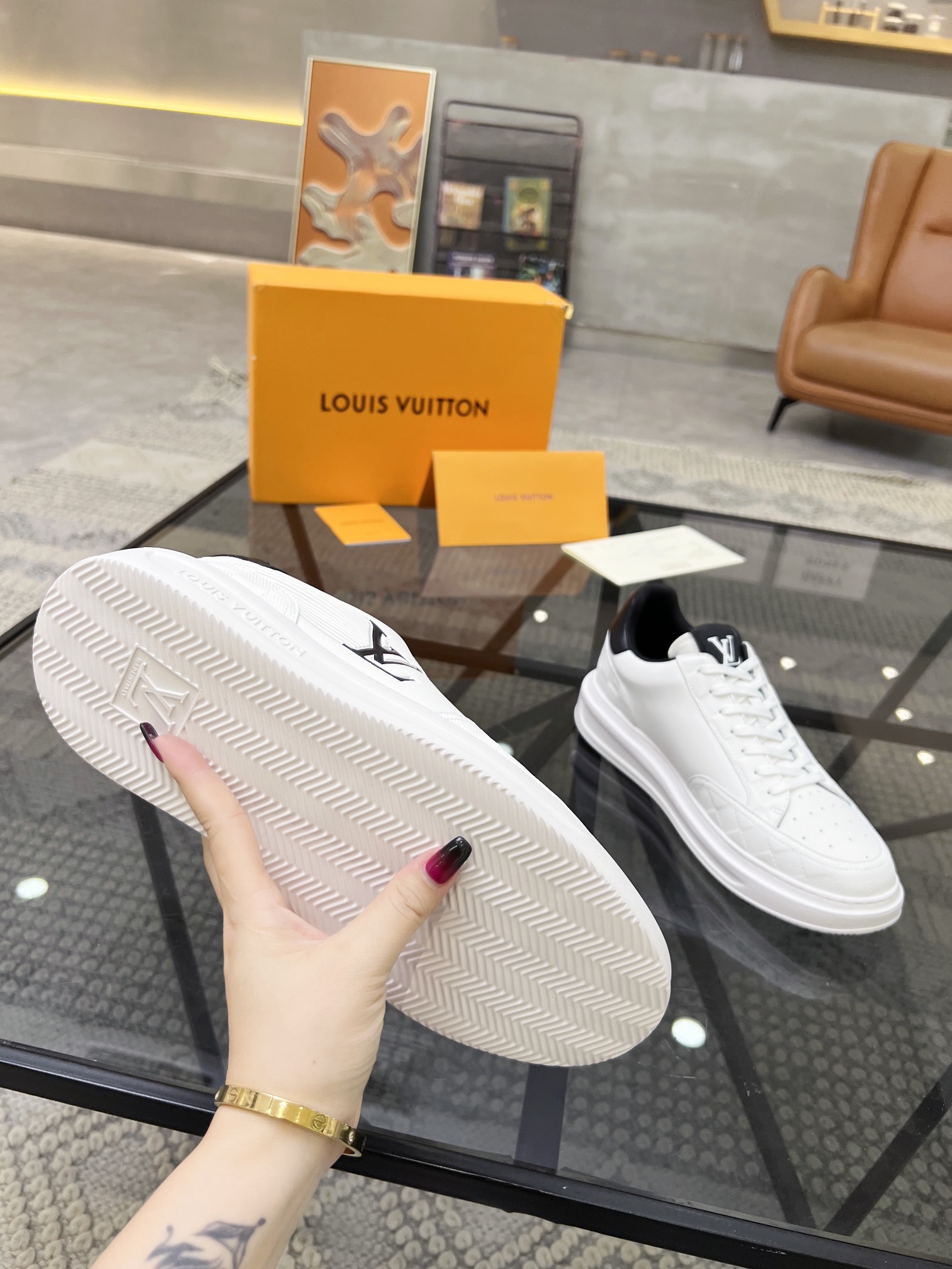 LOUIS VUITTON SHOES