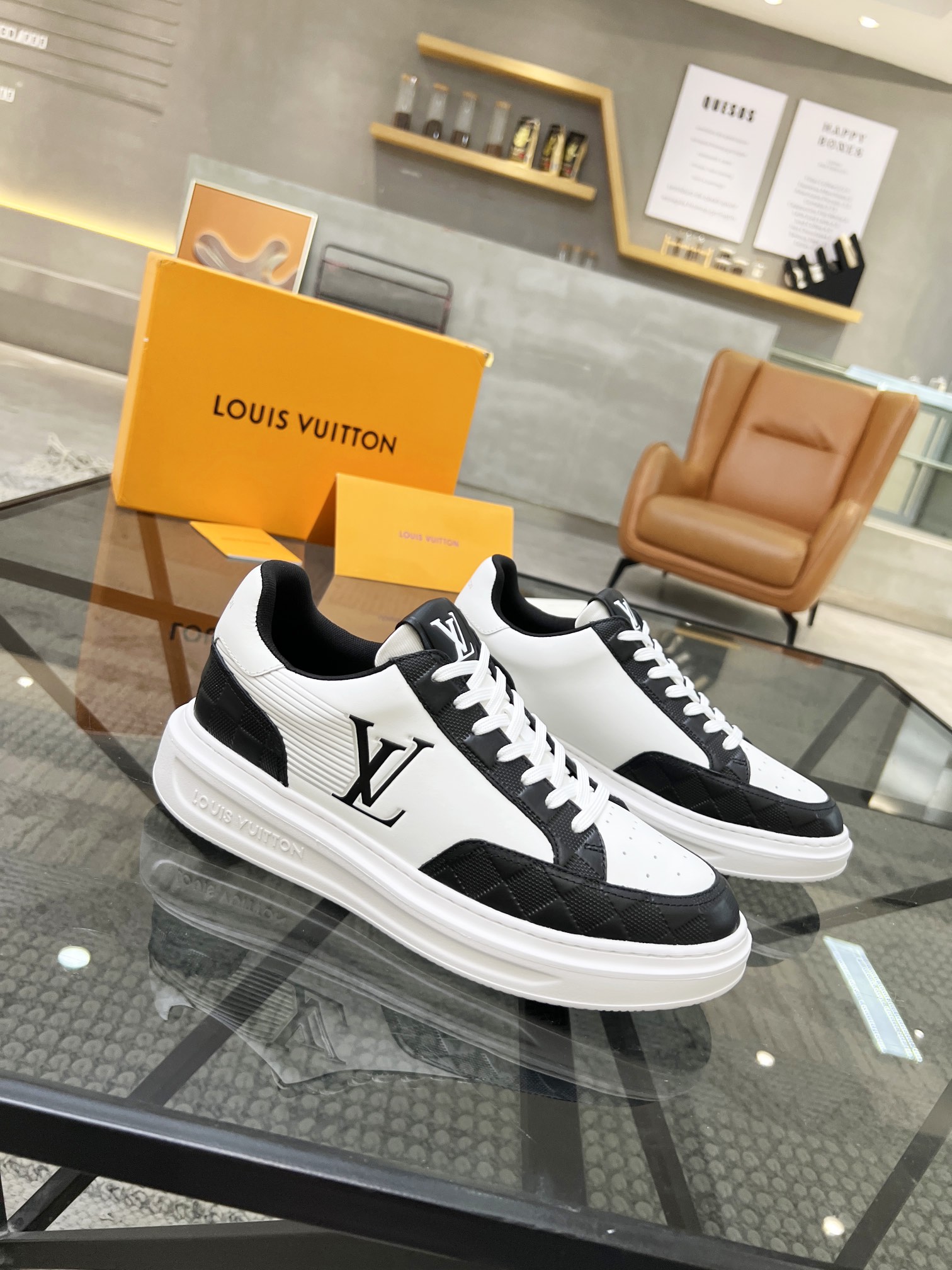 LOUIS VUITTON SHOES 