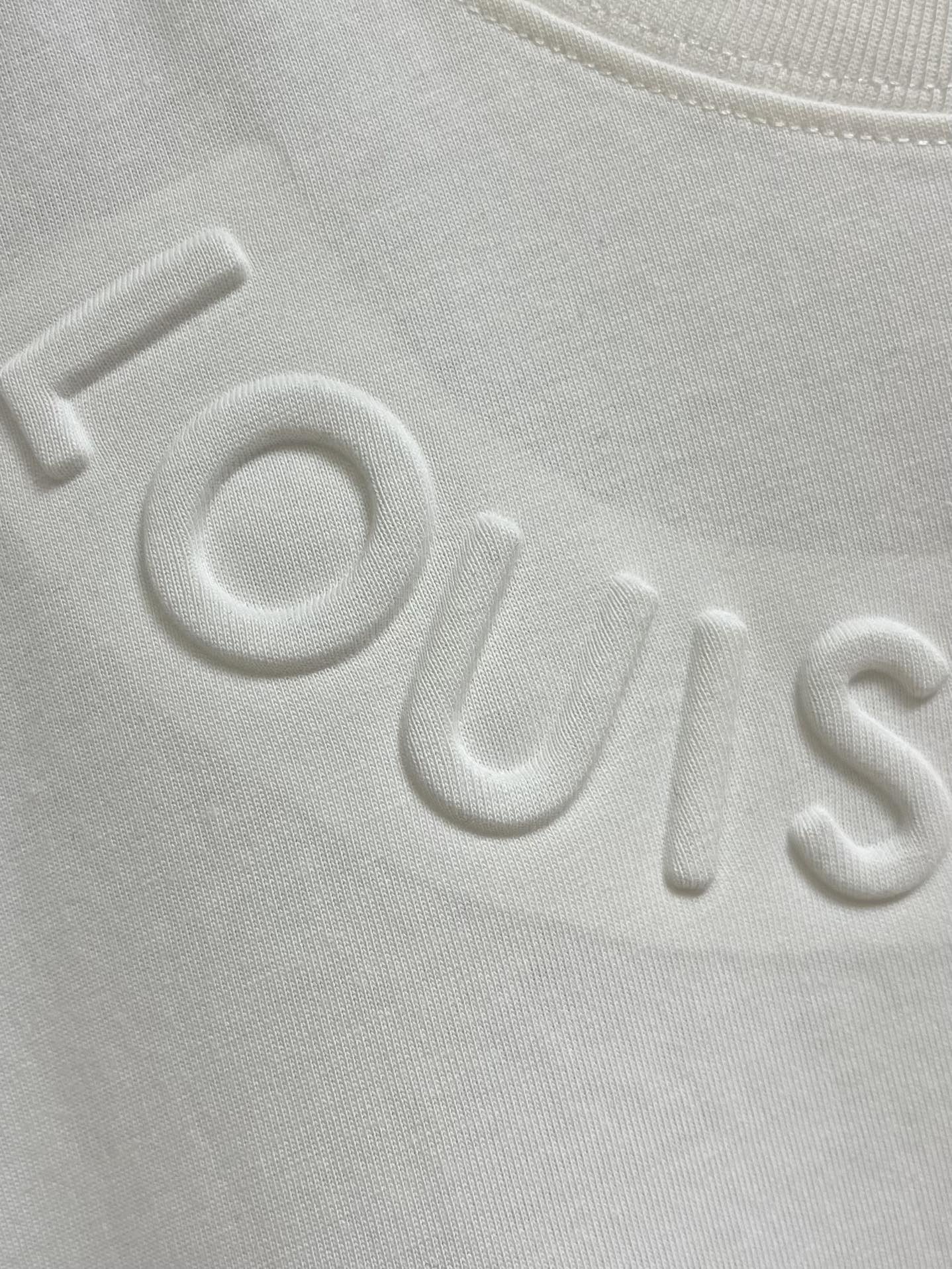 LV T-Shirt