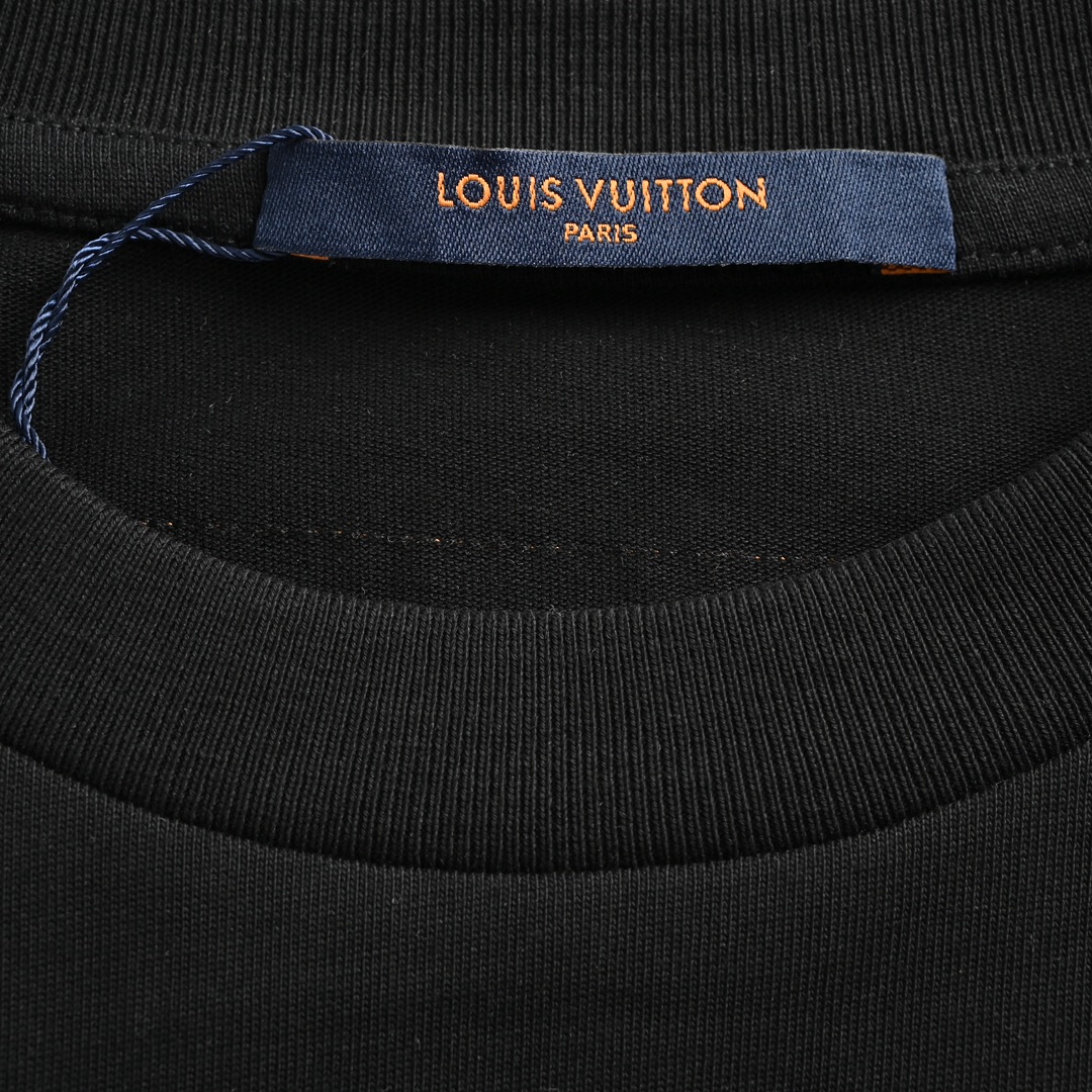 LV T-Shirt
