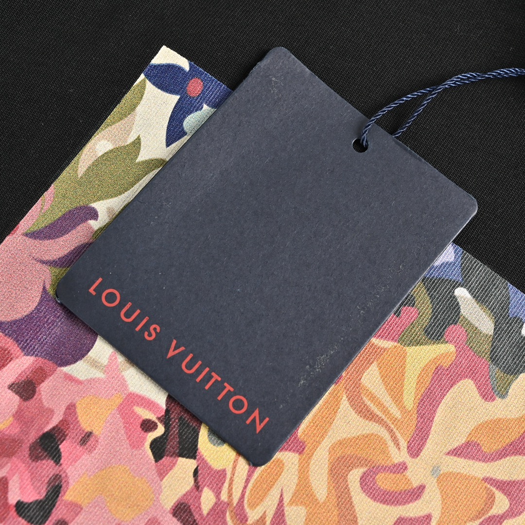LV T-Shirt