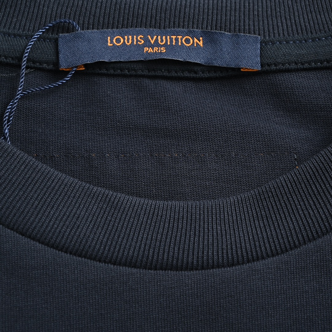 LV T-Shirt