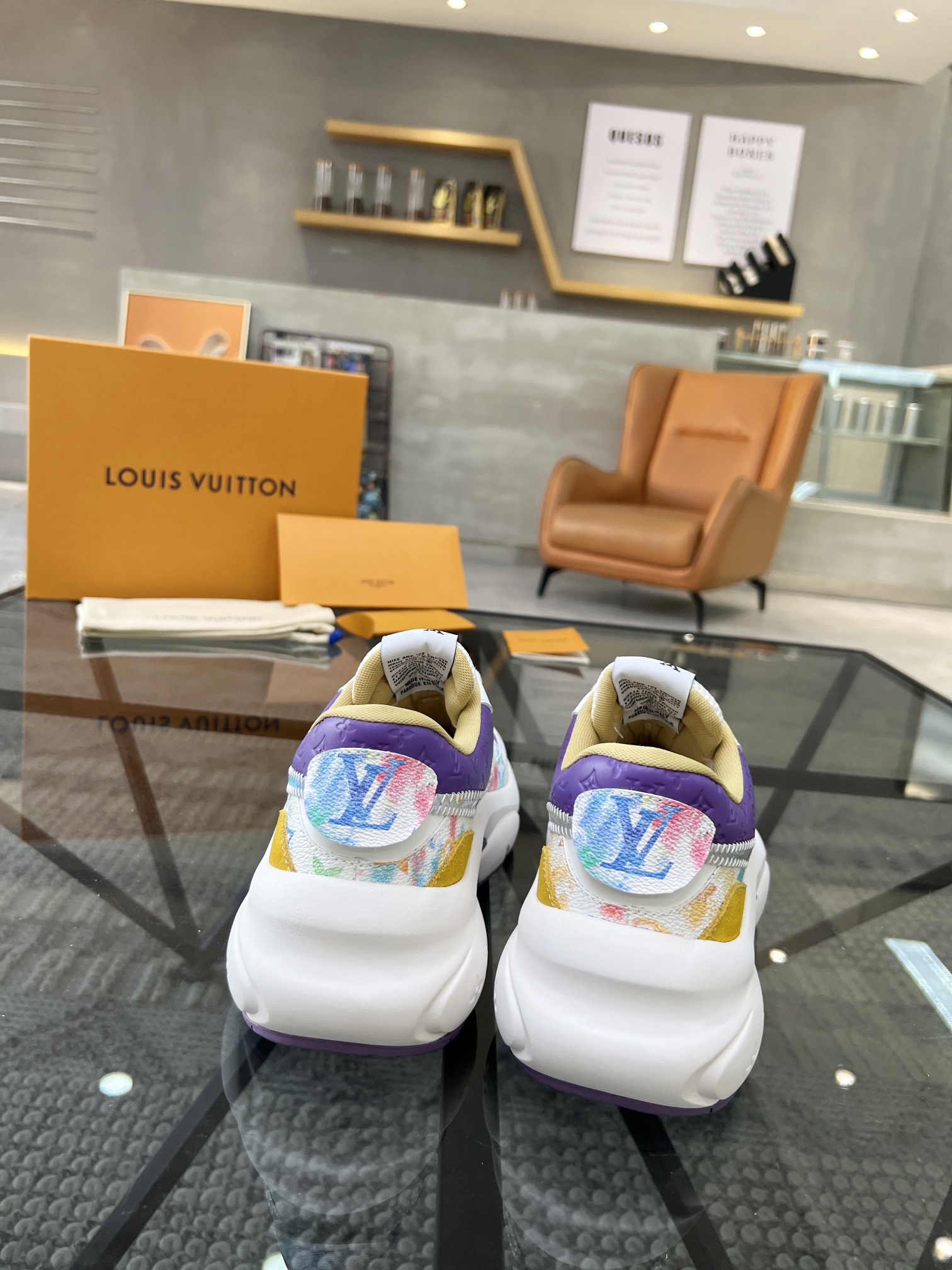 LOUIS VUITTON SHOES 