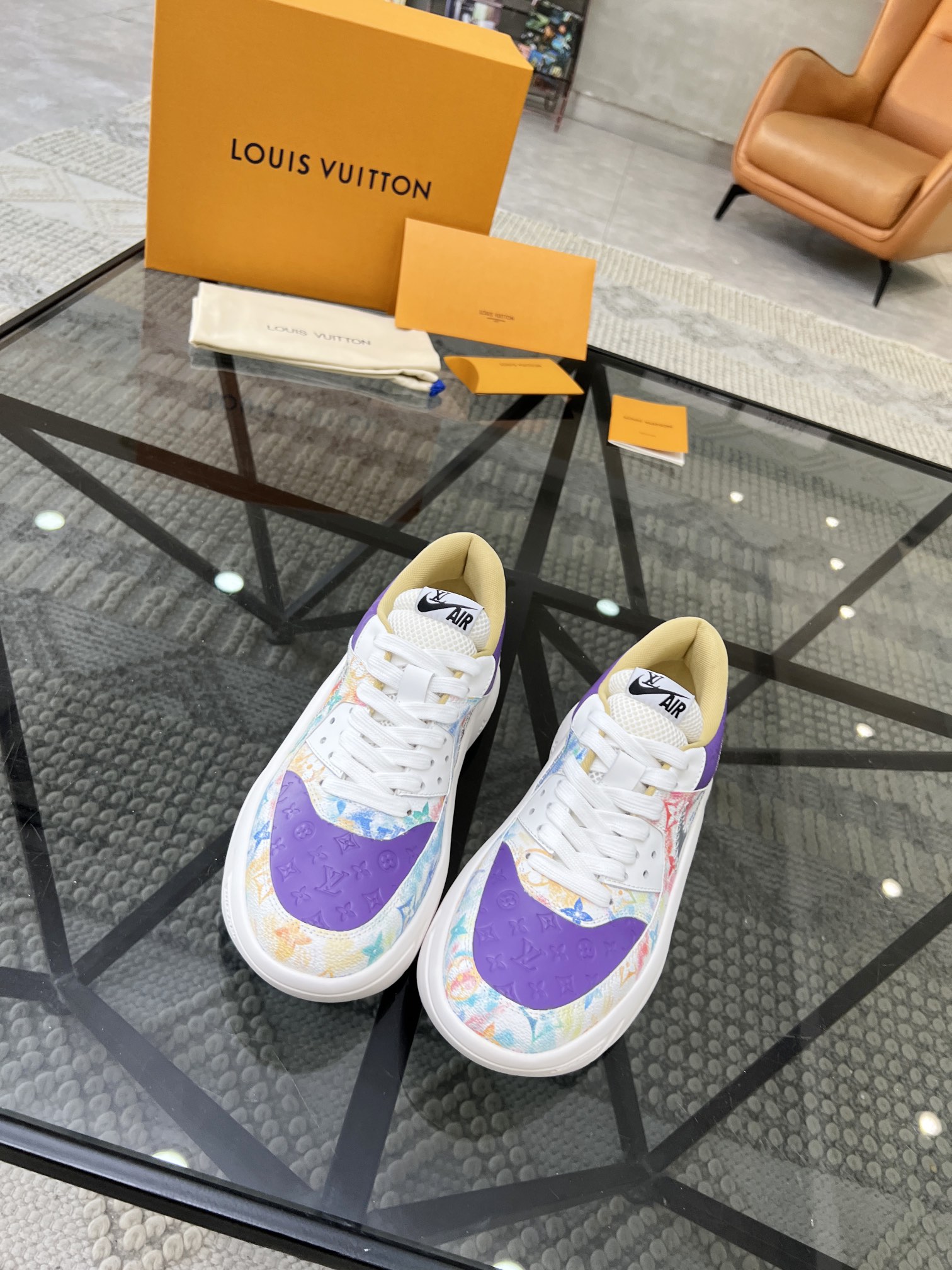 LOUIS VUITTON SHOES 