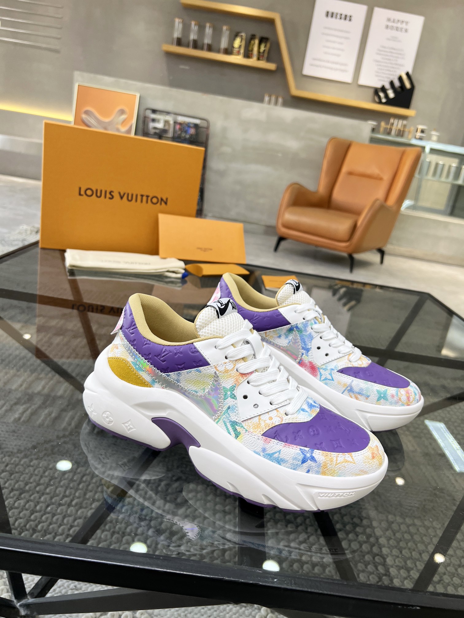 LOUIS VUITTON SHOES 