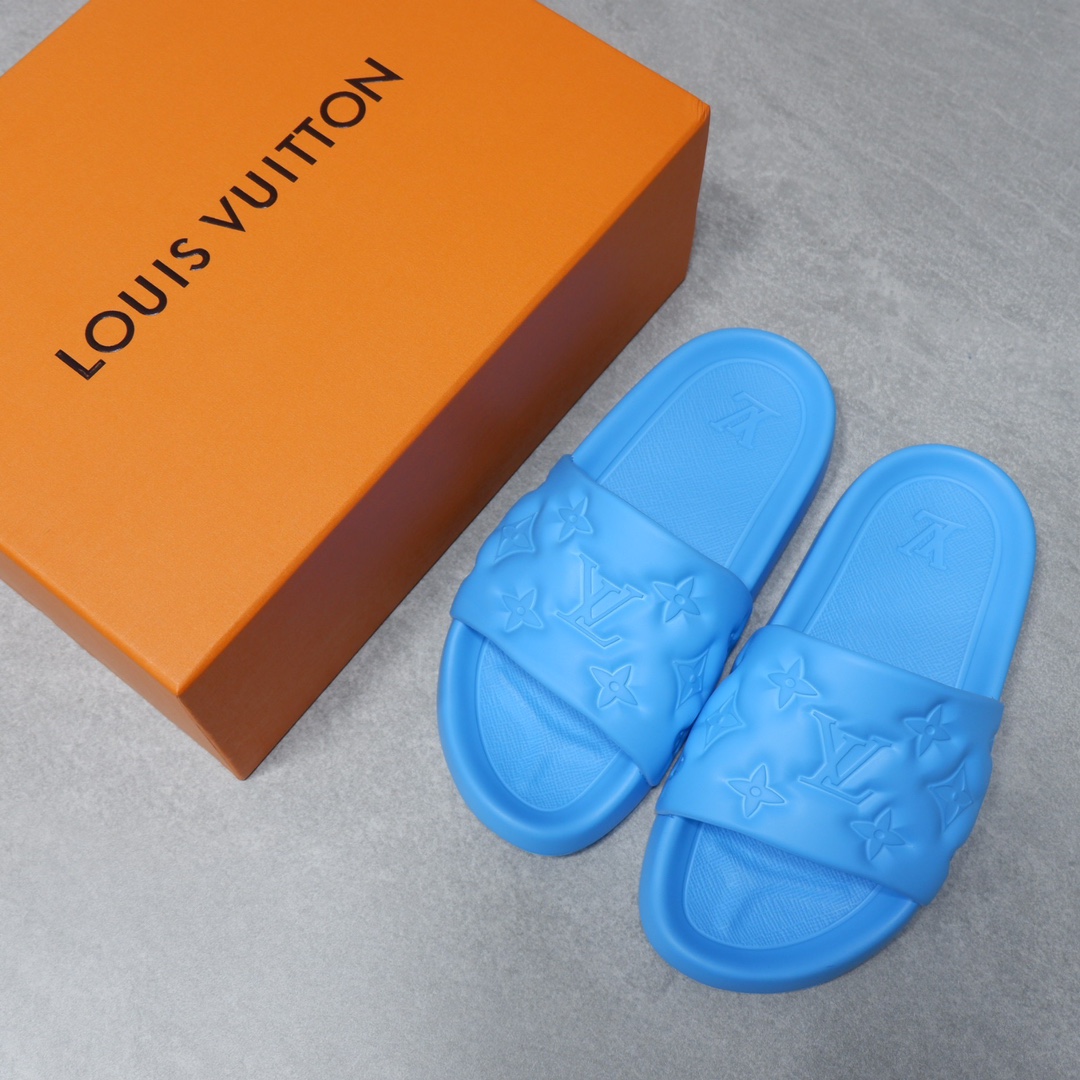 LOUIS VUITTON SLIPPERS