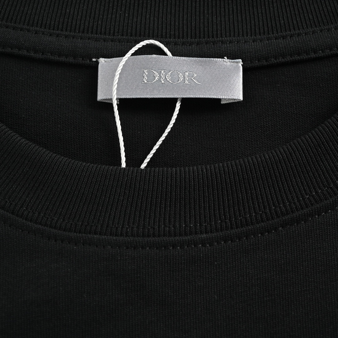 DIOR T-SHIRT