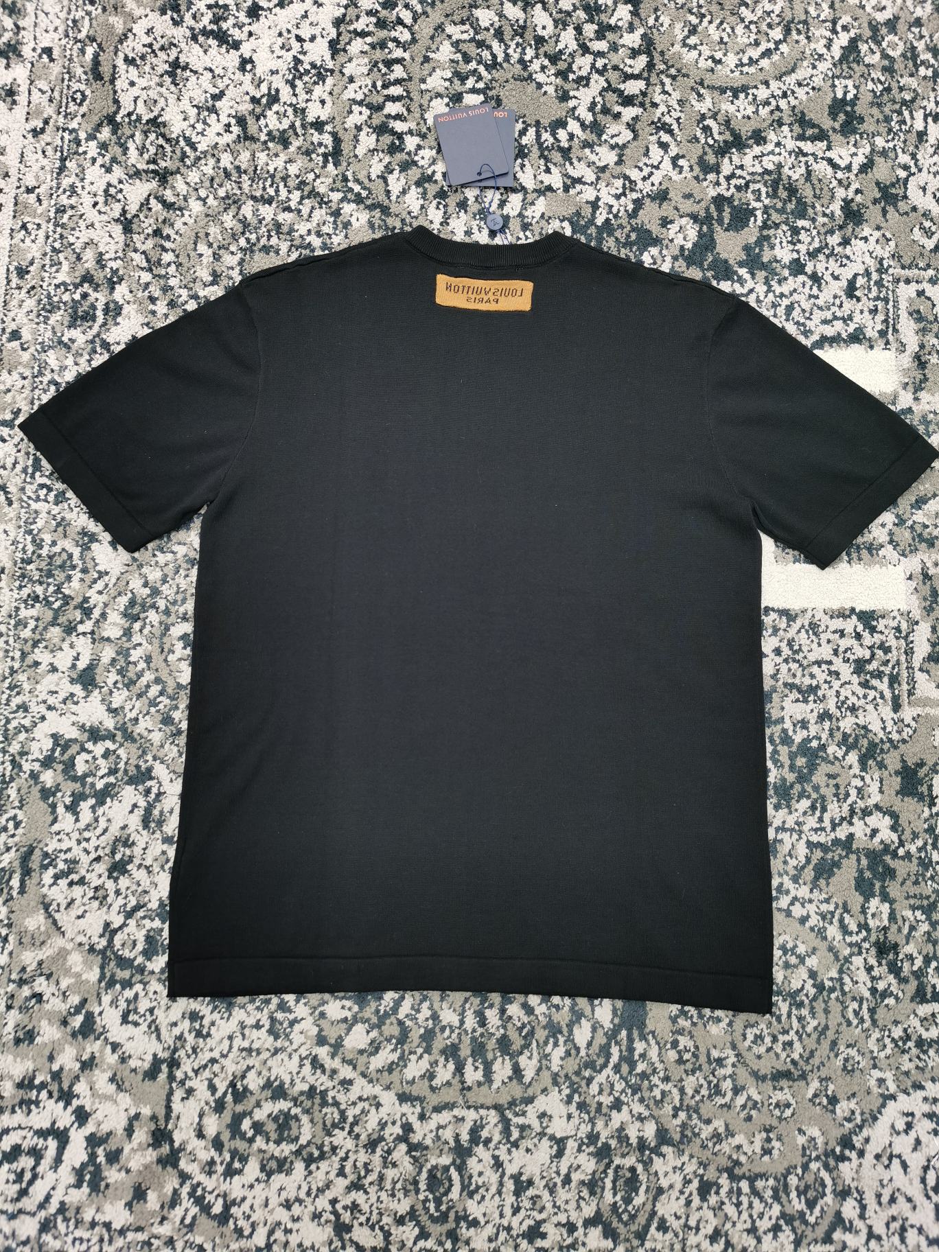 LV T-Shirt