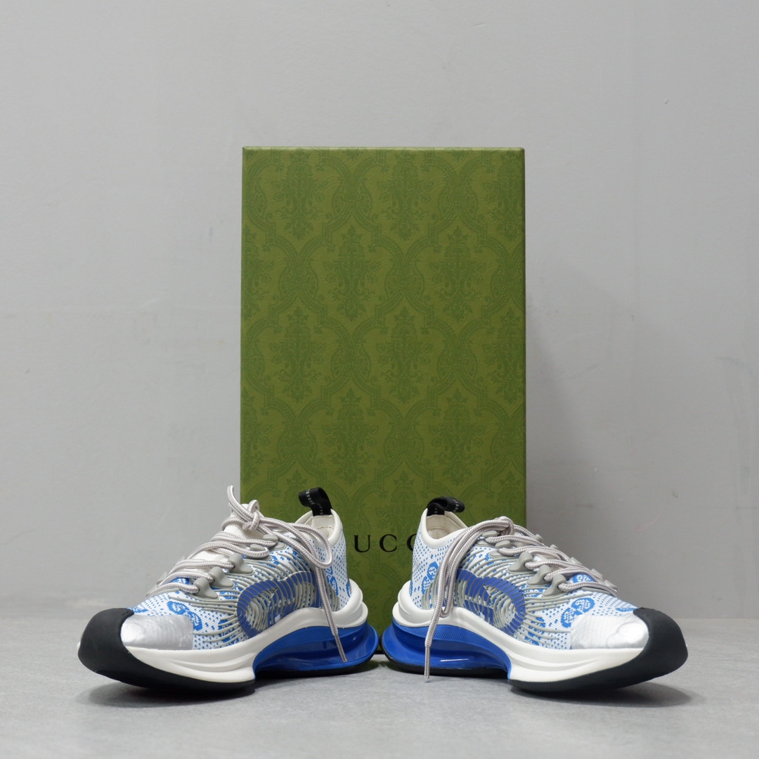 GUCCI SNEAKERS 