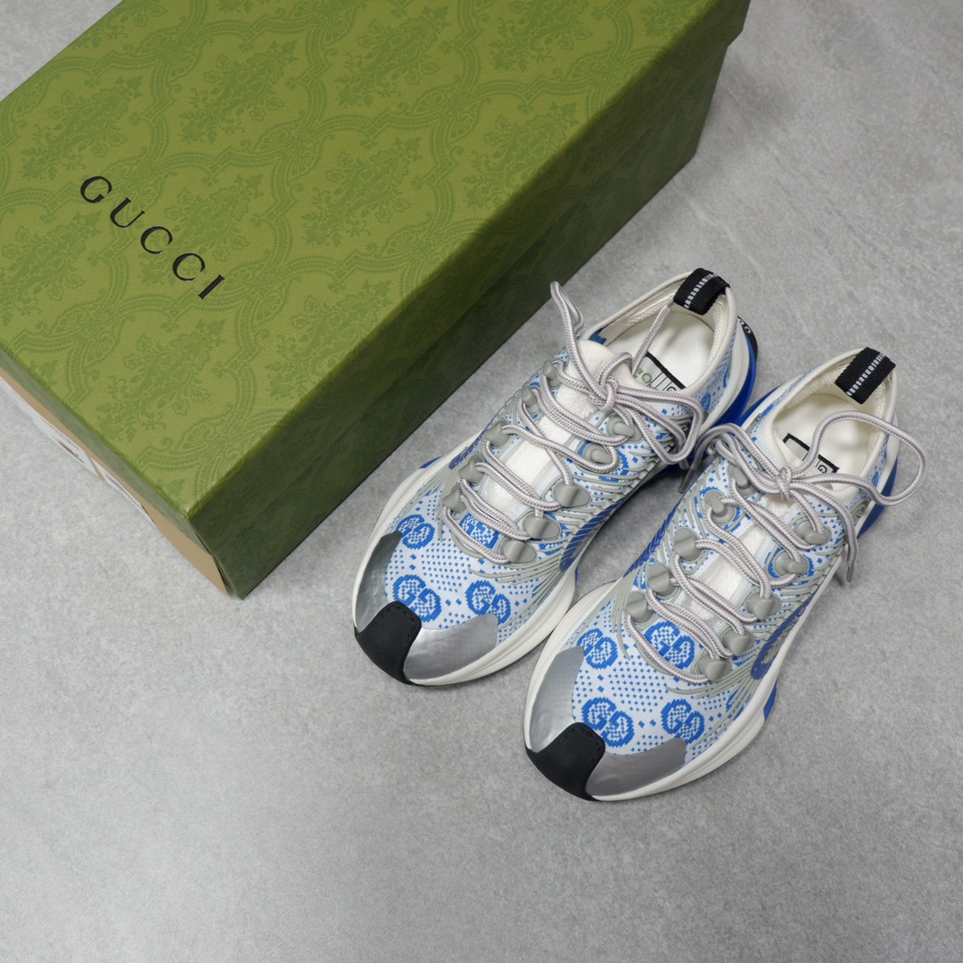 GUCCI SNEAKERS 