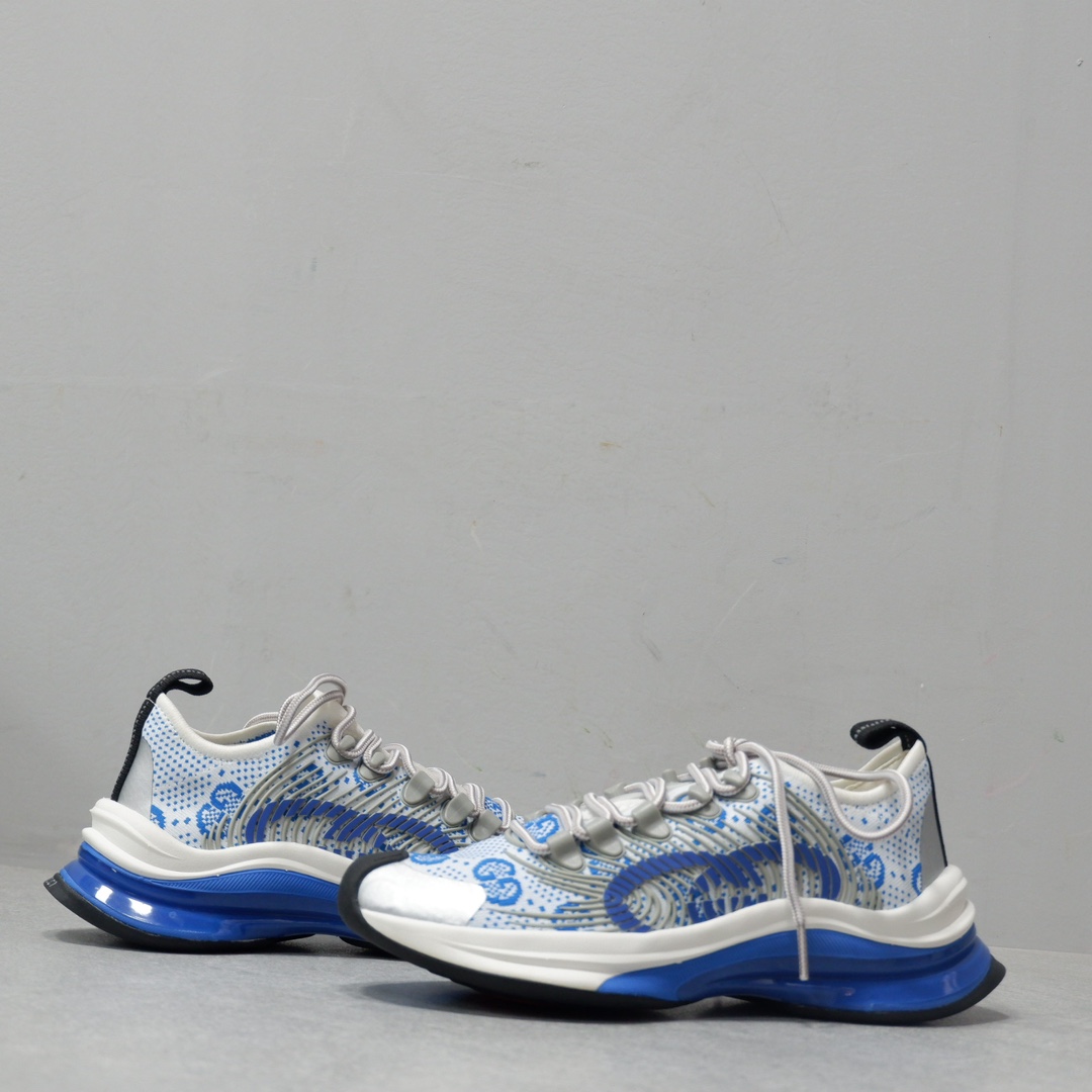 GUCCI SNEAKERS 