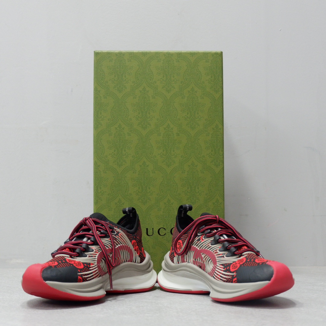 GUCCI SNEAKERS