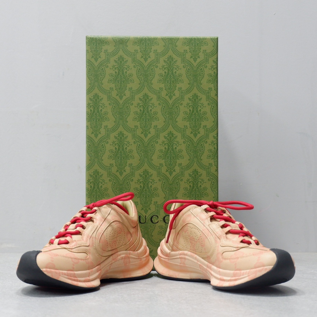 GUCCI SNEAKERS 