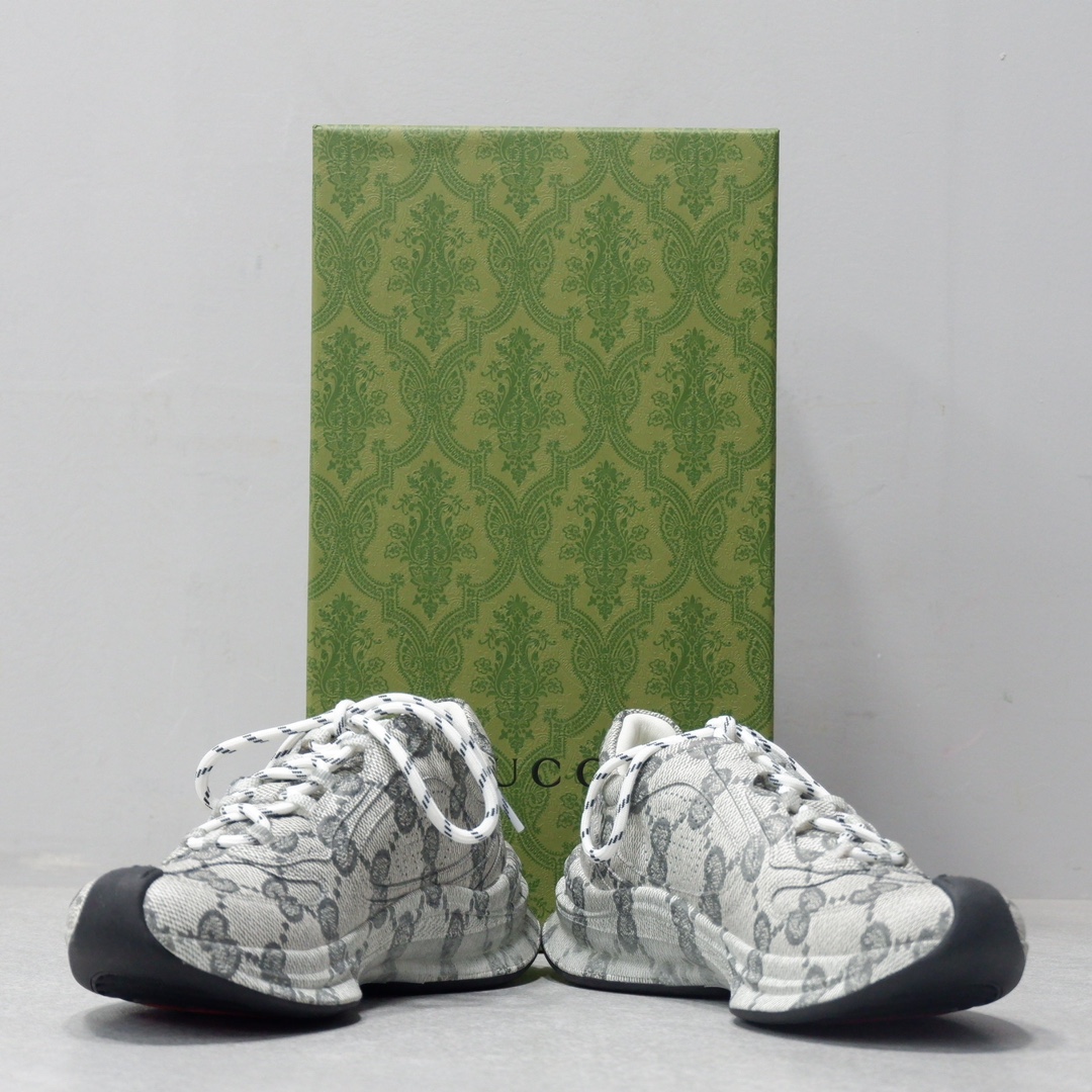 GUCCI SNEAKERS 