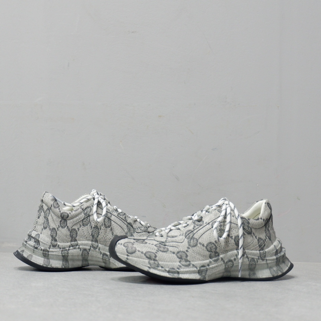 GUCCI SNEAKERS 