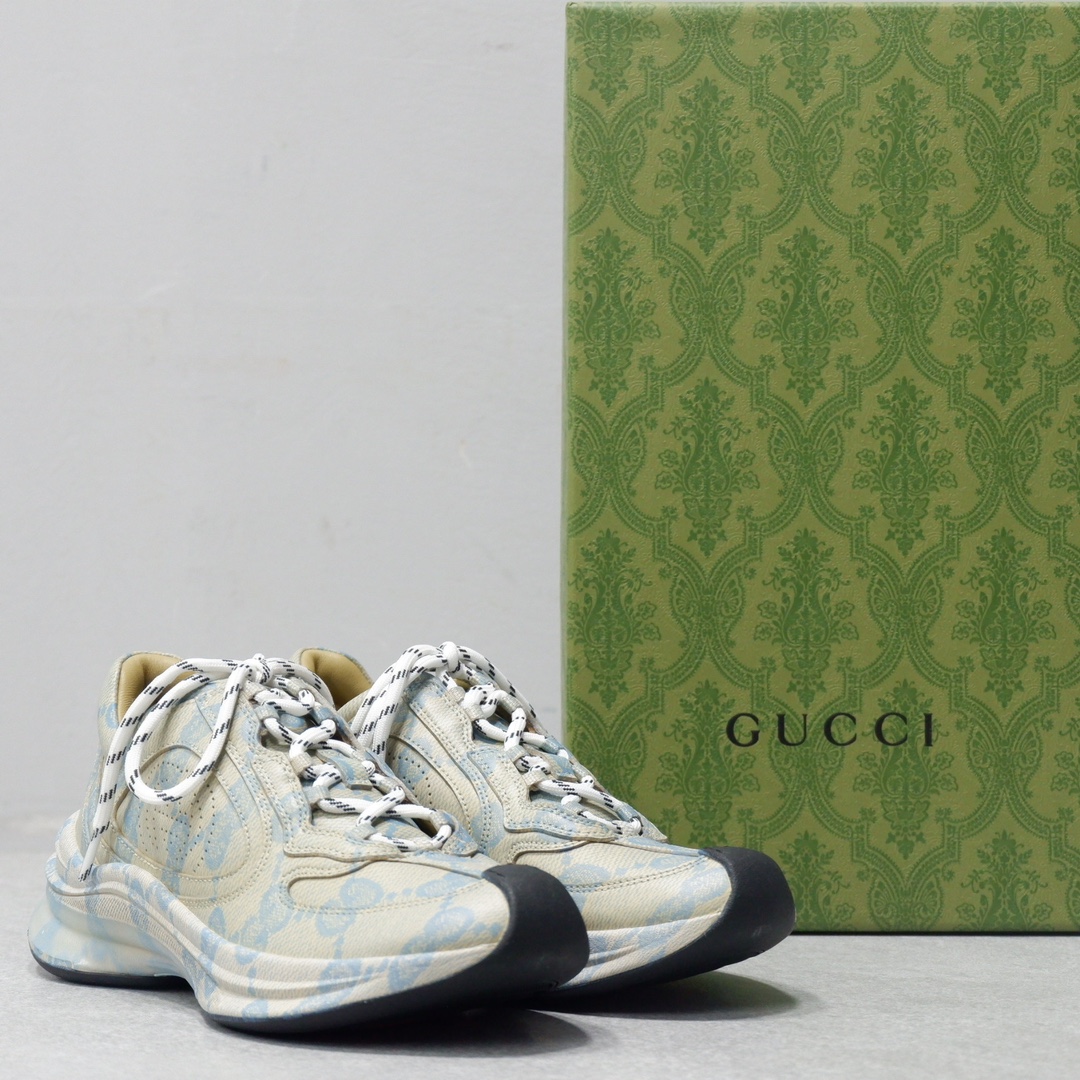 GUCCI SNEAKERS 