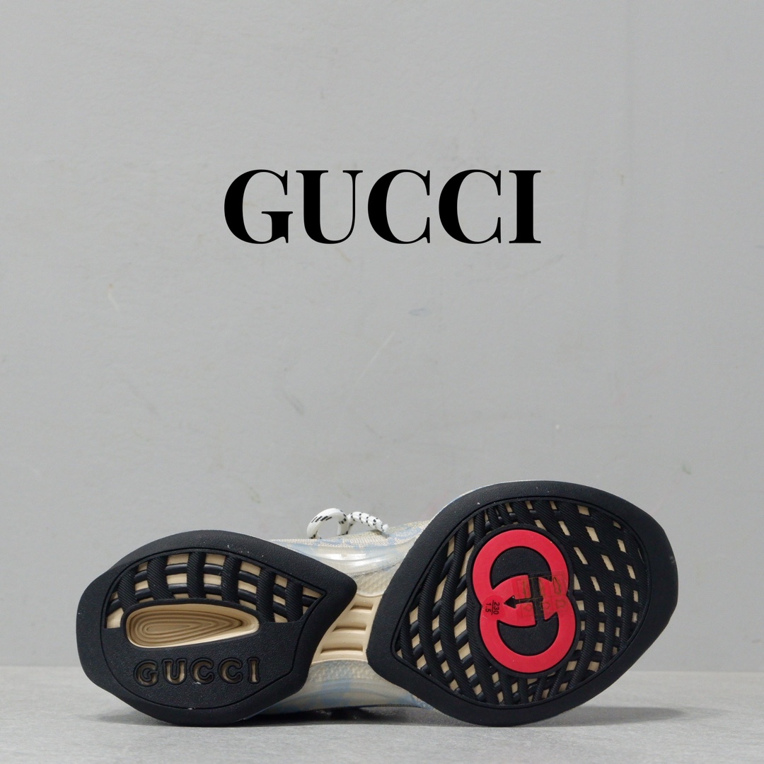 GUCCI SNEAKERS 