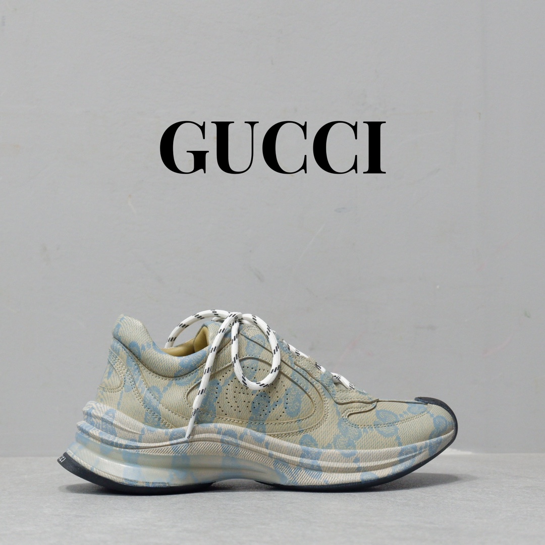 GUCCI SNEAKERS 