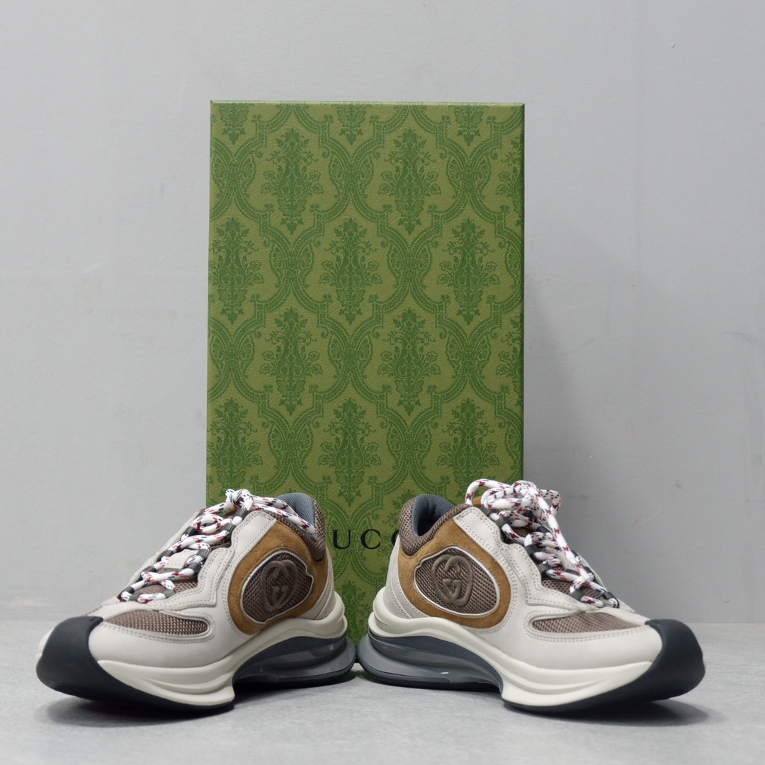 GUCCI SNEAKERS 