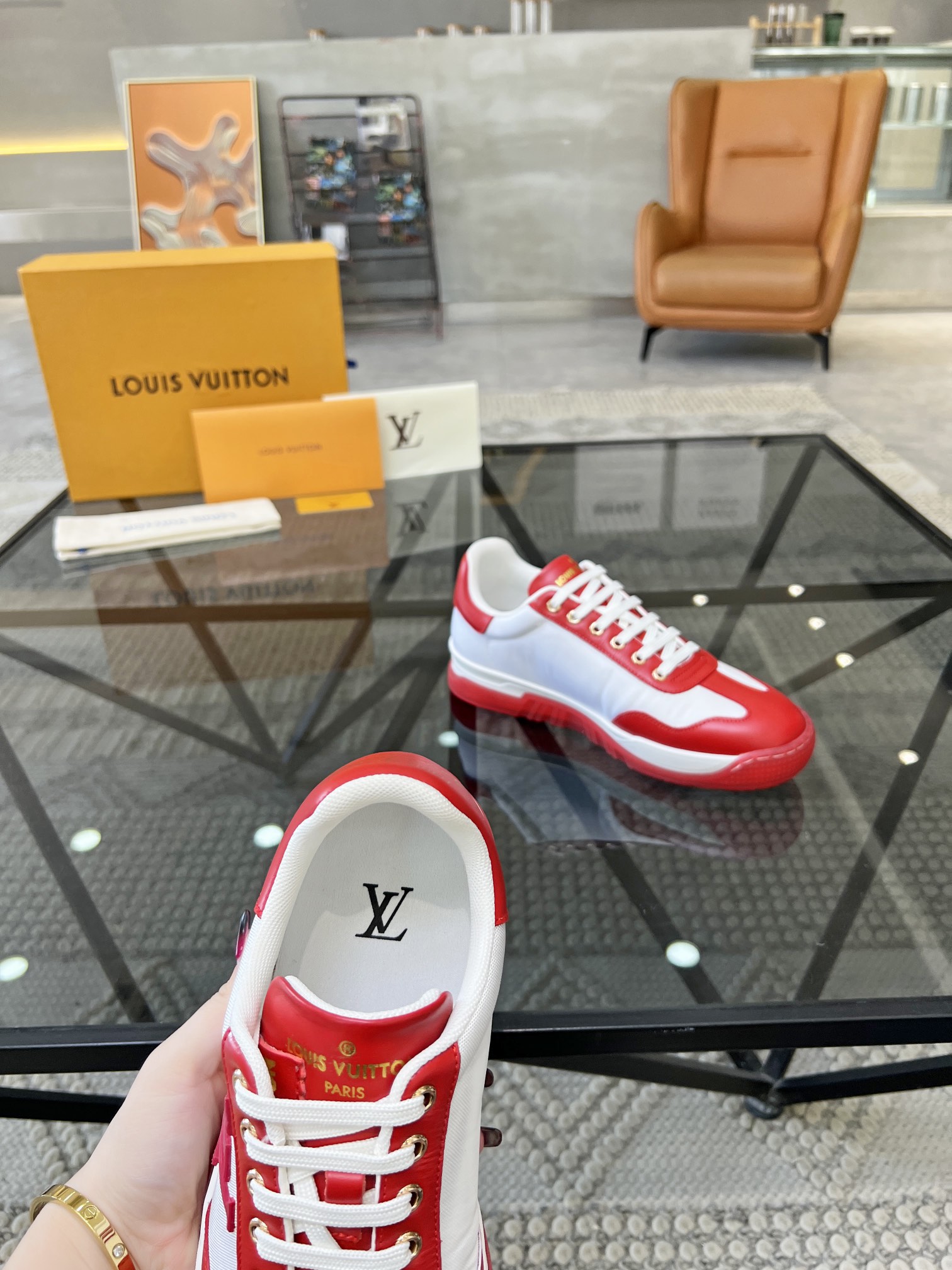 LOUIS VUITTON SHOES 