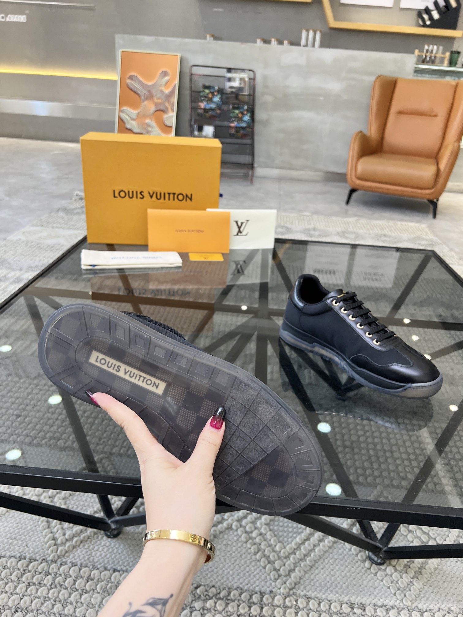 LOUIS VUITTON SHOES 