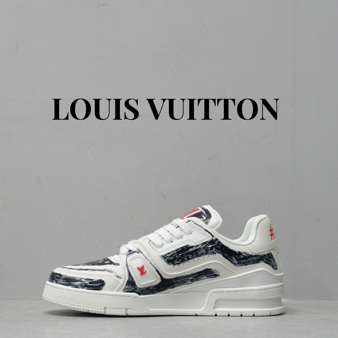 LOUIS VUITTON TRAINERS 