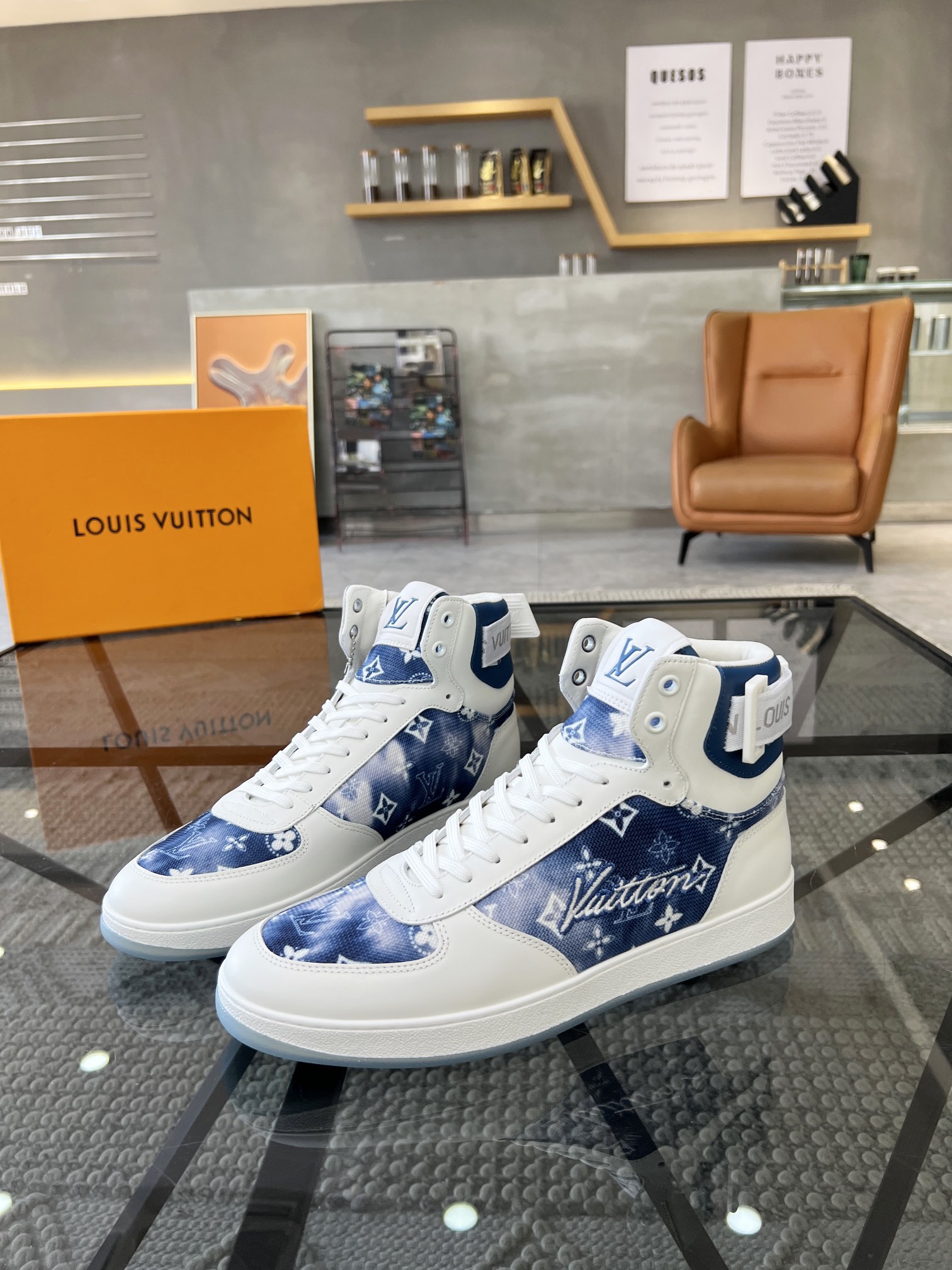 LOUIS VUITTON SHOES 
