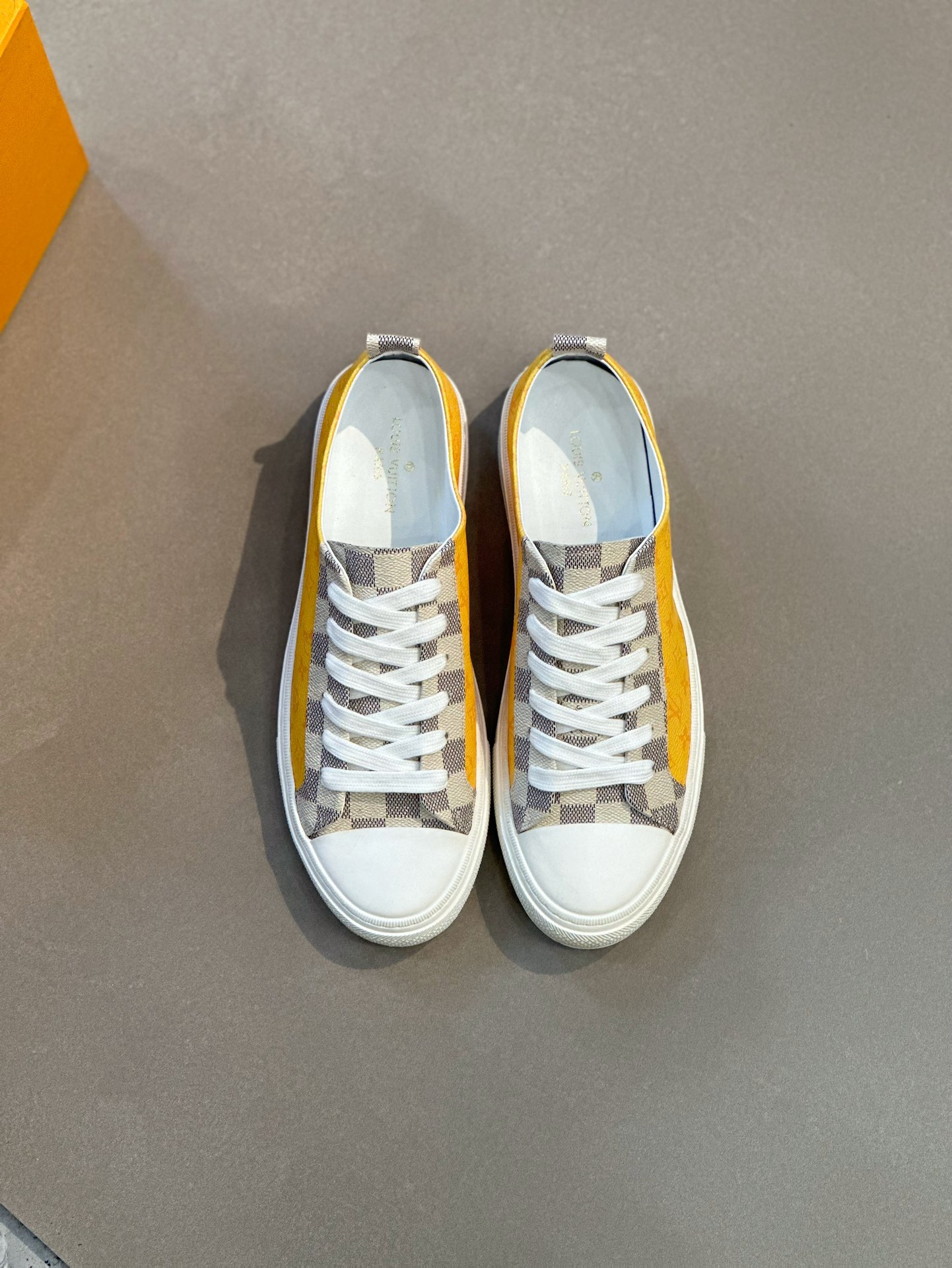 LOUIS VUITTON SHOES 
