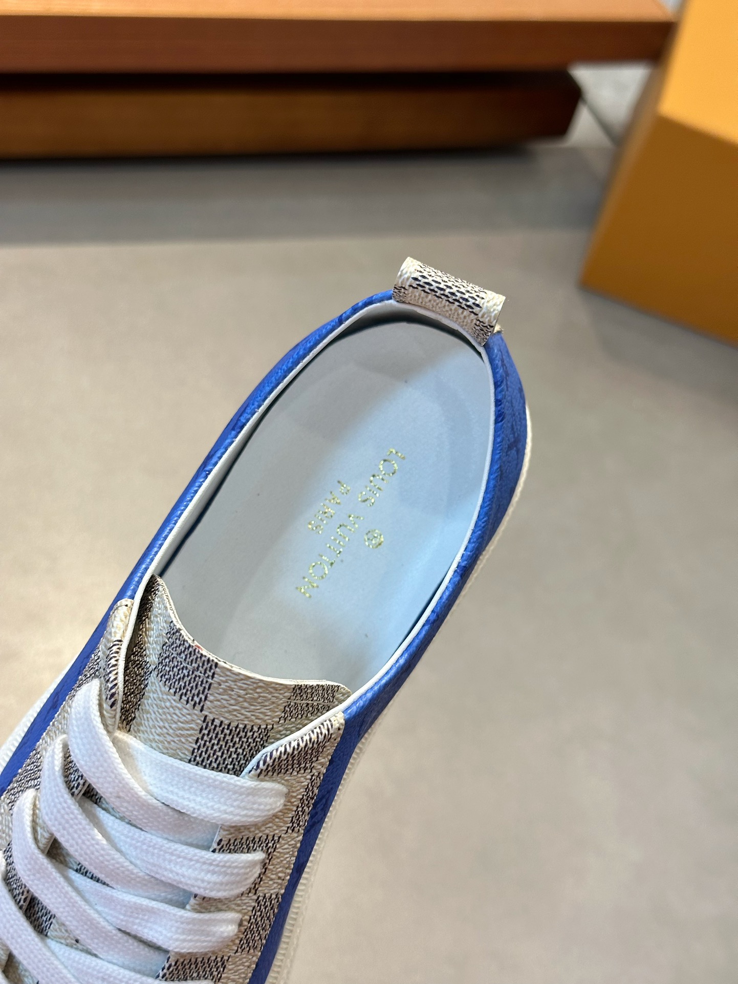 LOUIS VUITTON SHOES 