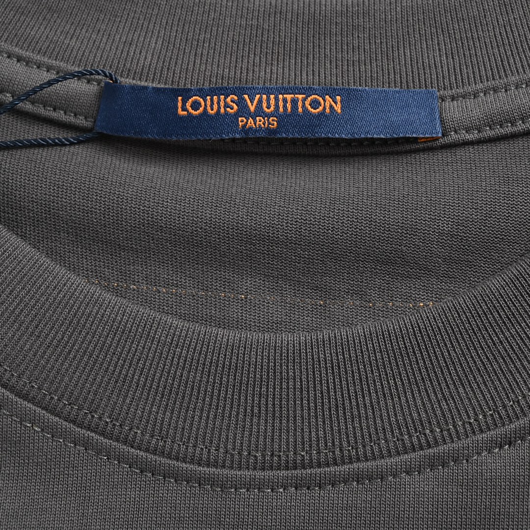 LV T-Shirt