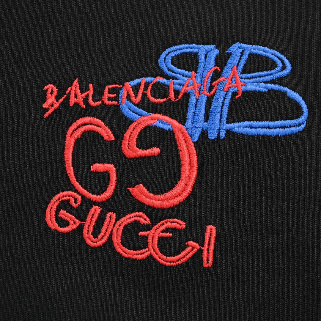 GUCCI T-SHIRT