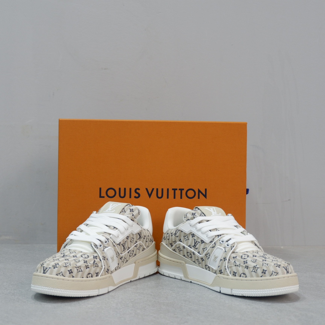 LOUIS VUITTON TRAINERS