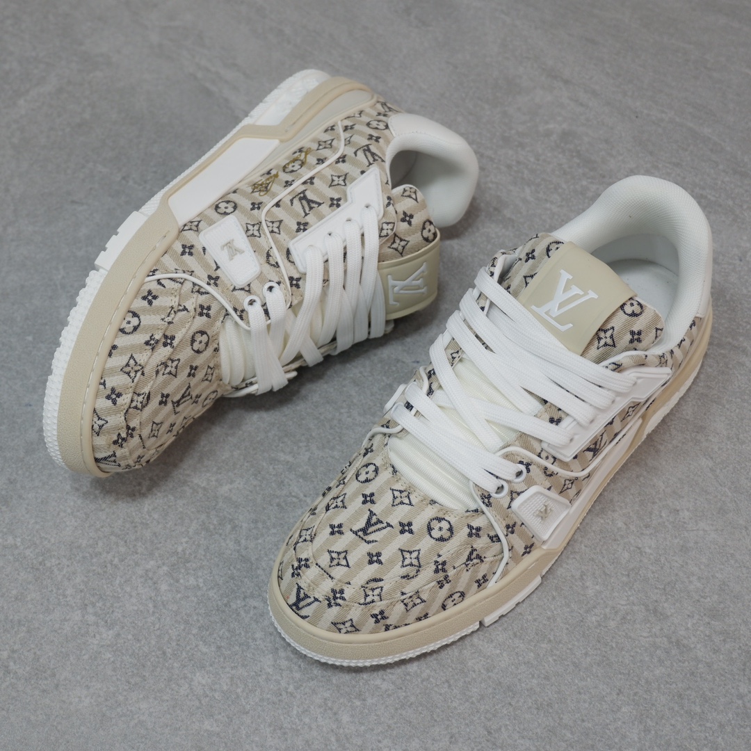 LOUIS VUITTON TRAINERS