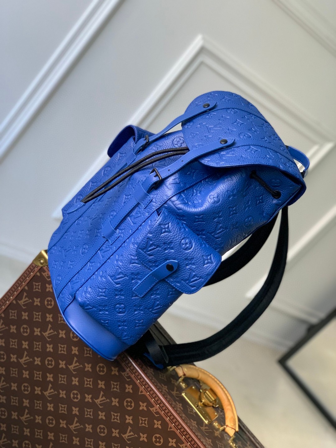 LV CHRISTOPHER