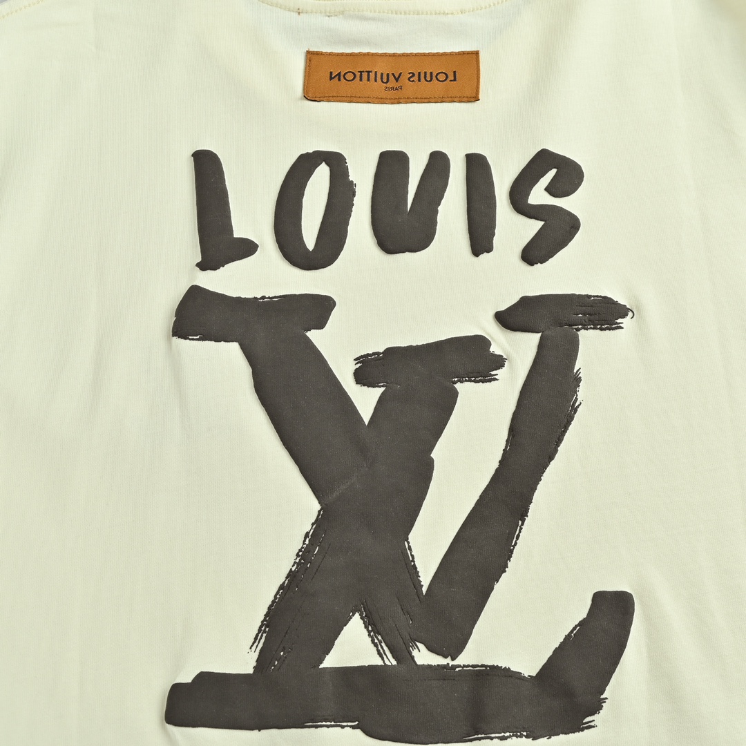LV T-Shirt