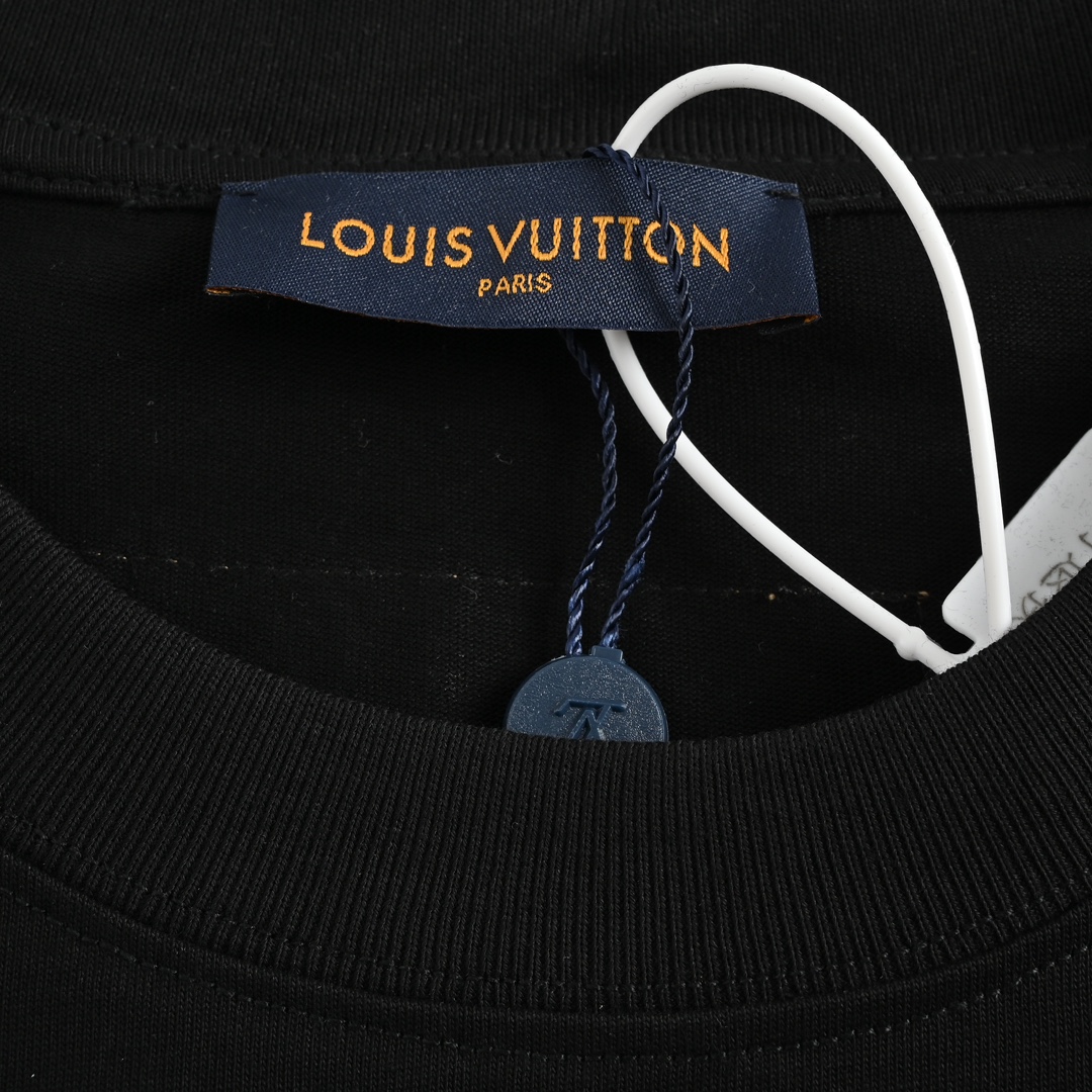 LV T-Shirt