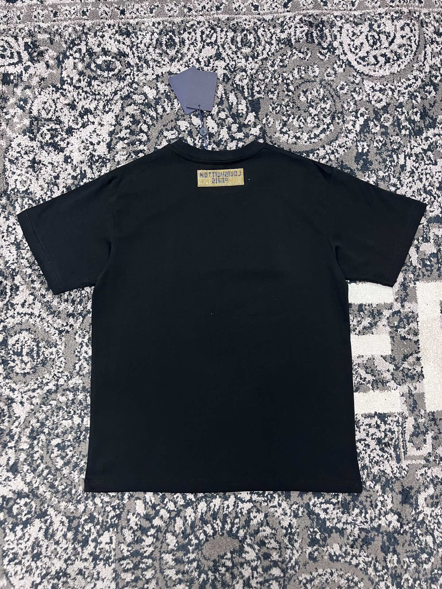 LV T-Shirt