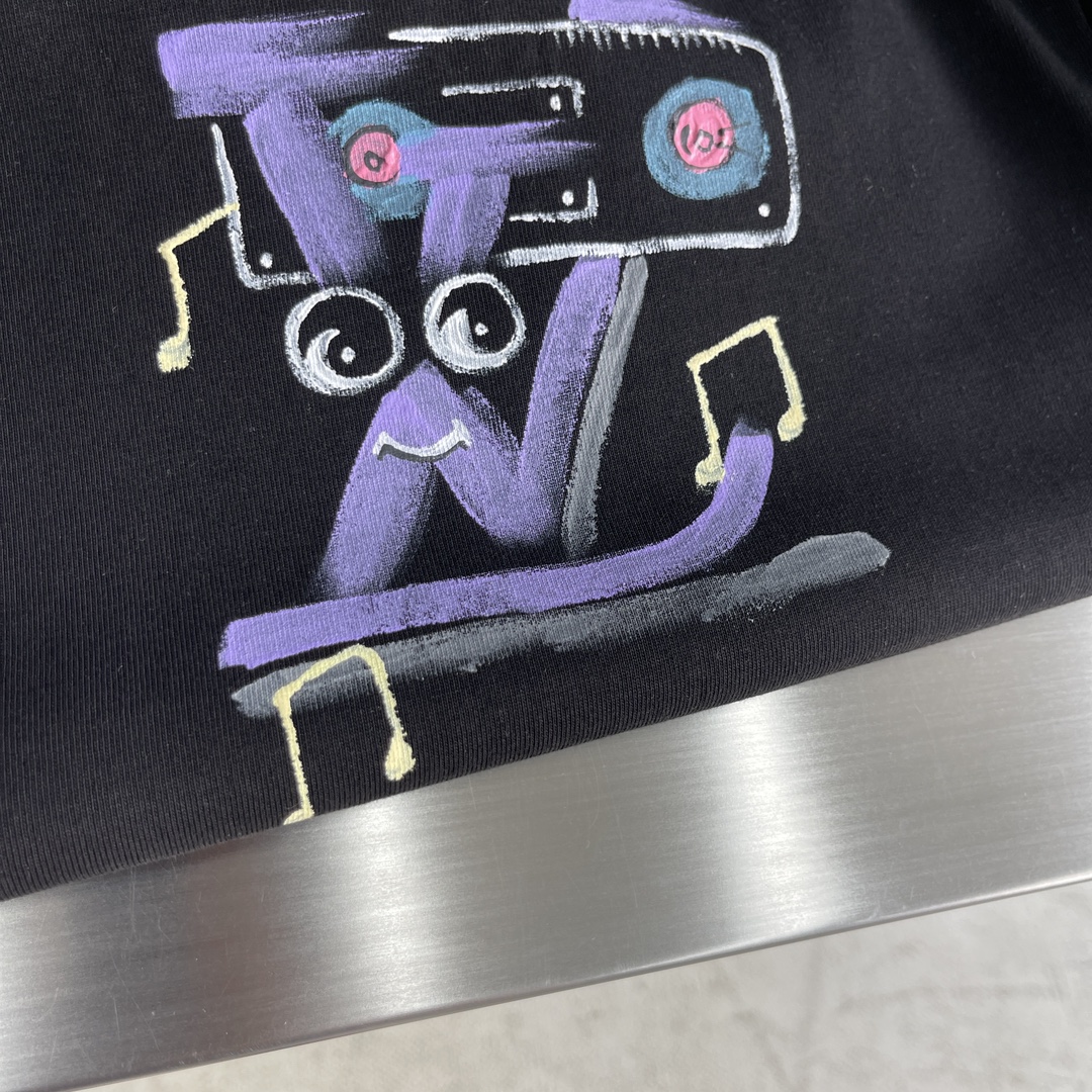 LV T-SHIRT