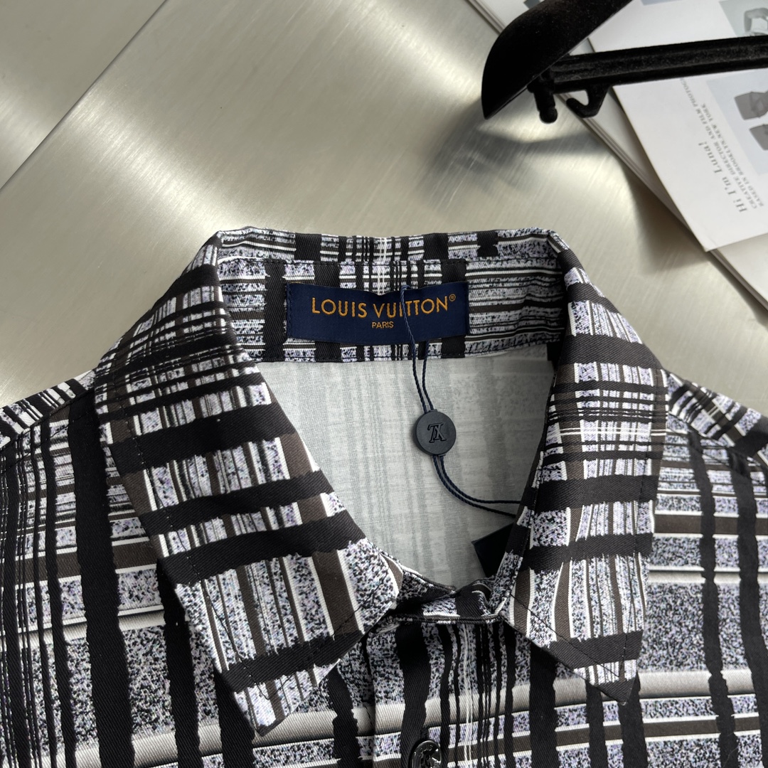 LV Shirt