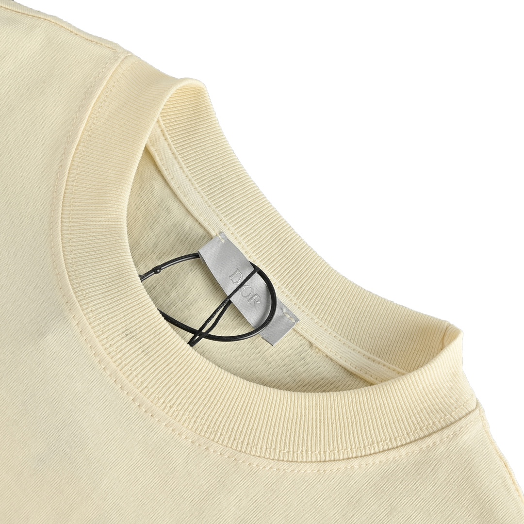 DIOR T-SHIRT