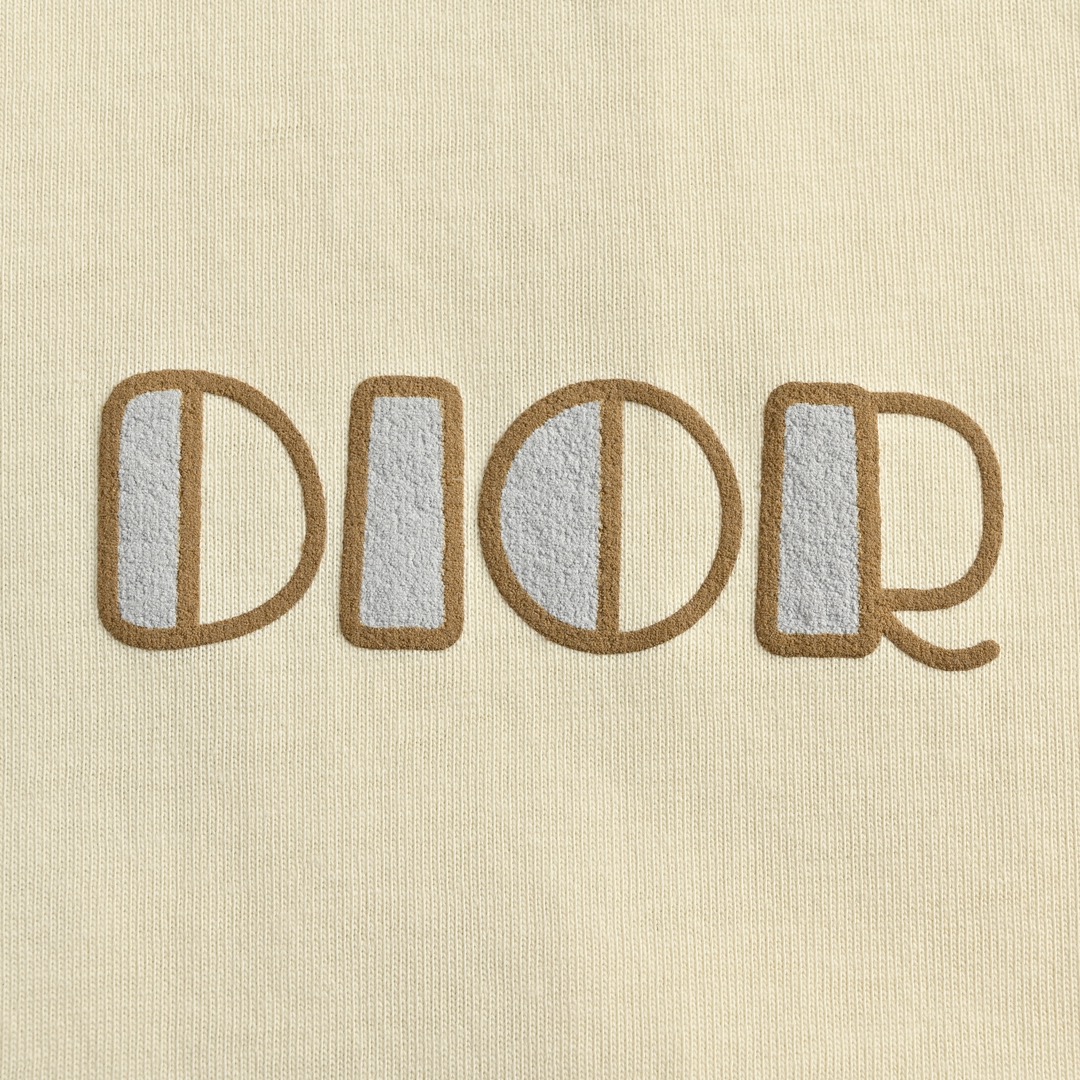 DIOR T-SHIRT