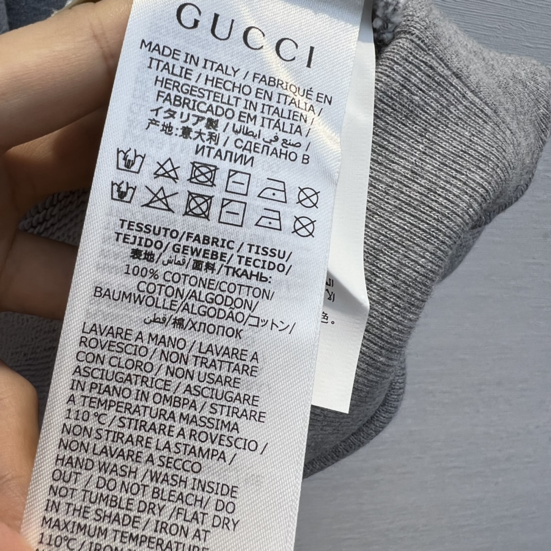 GUCCI SWEATSHIRT
