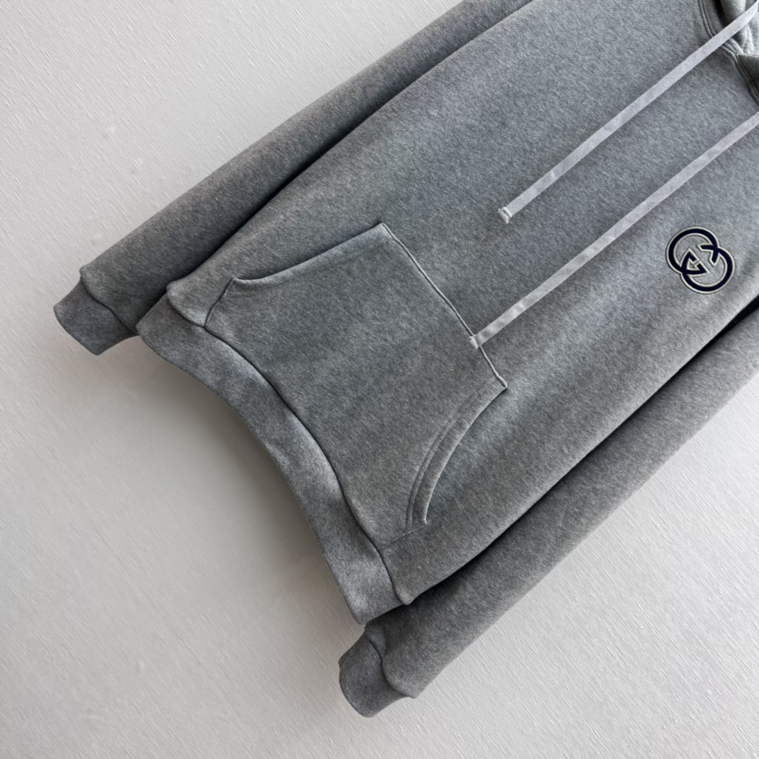 GUCCI SWEATSHIRT