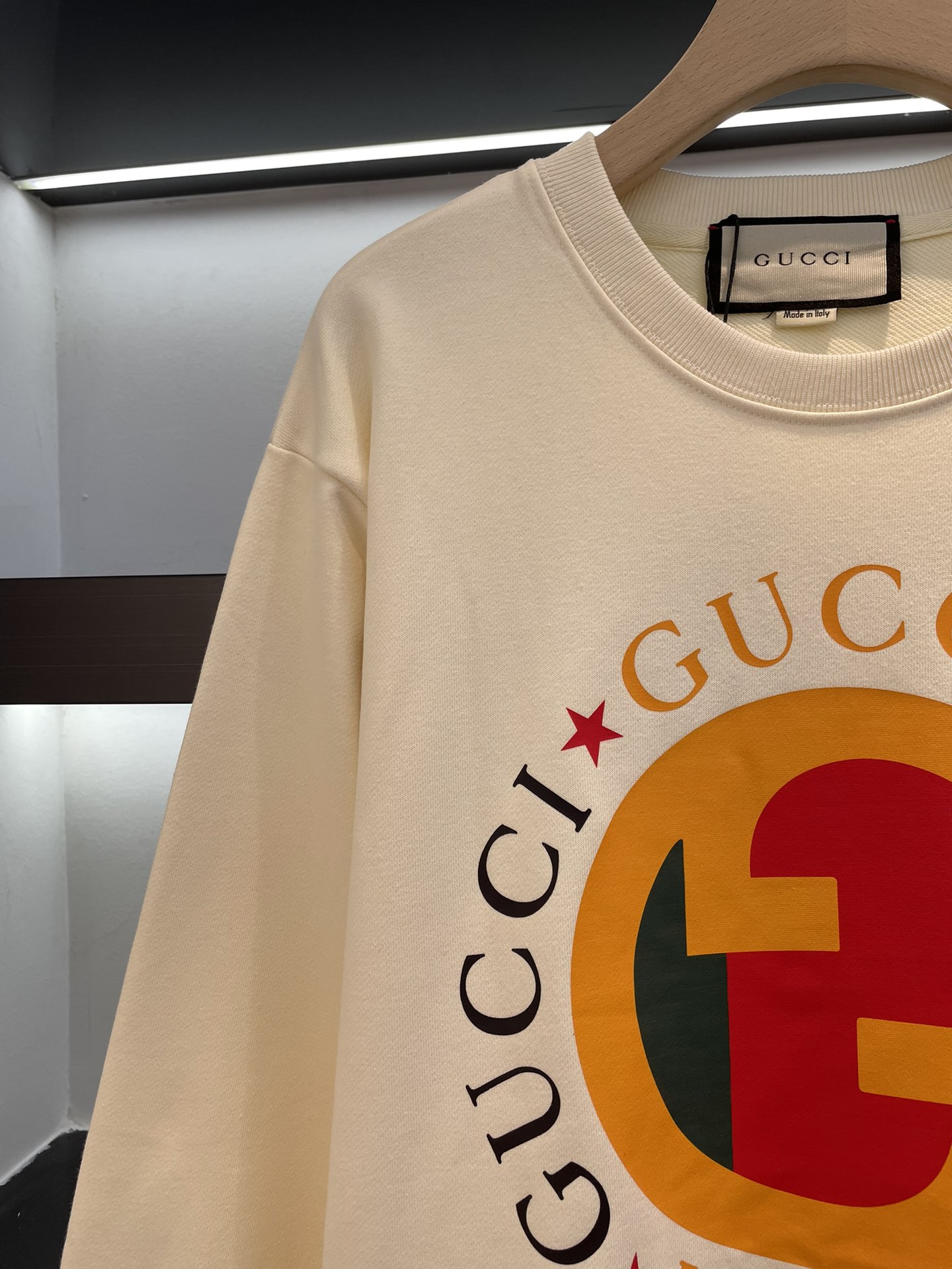 GUCCI SWEATSHIRT