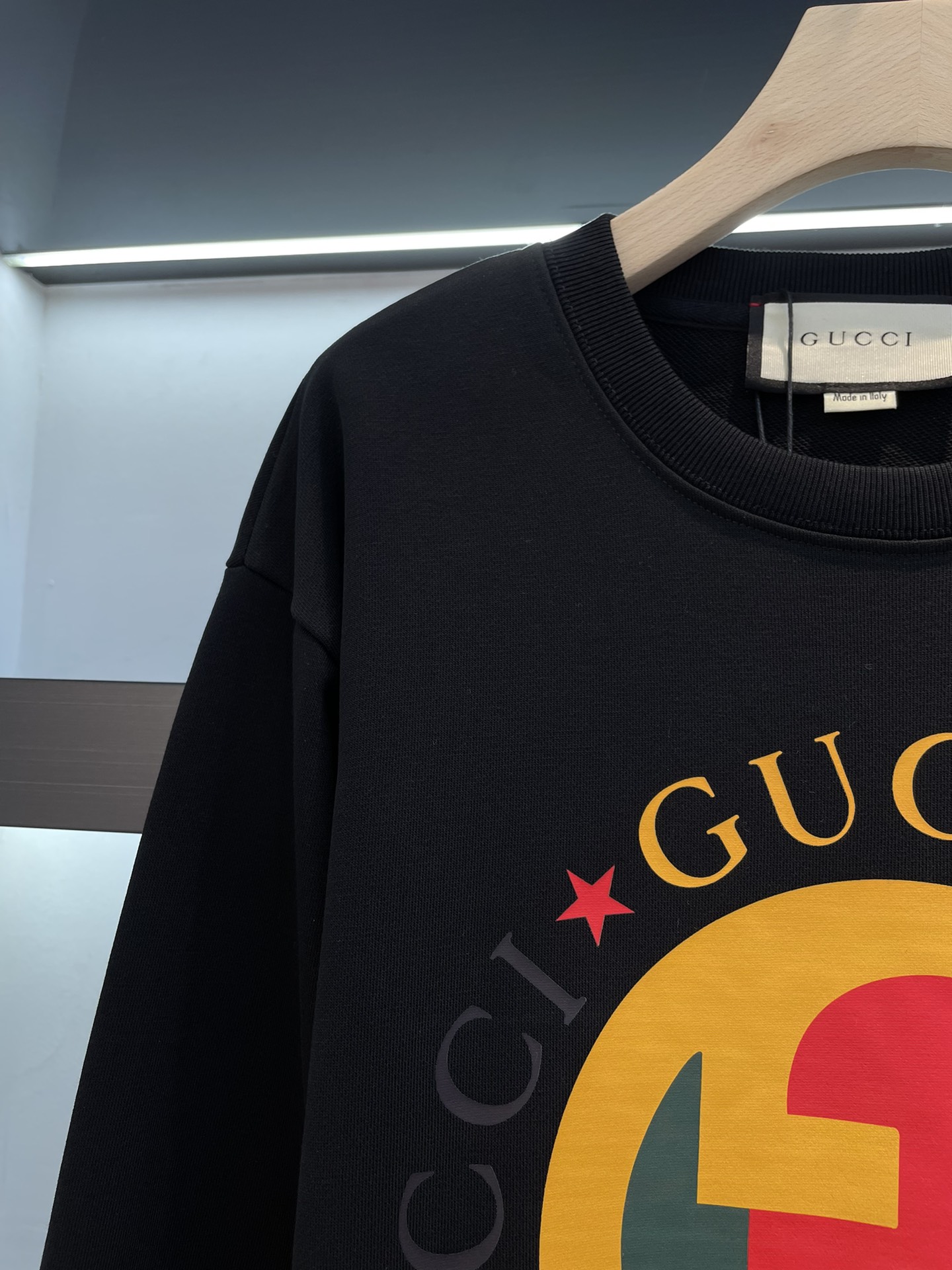 GUCCI SWEATSHIRT