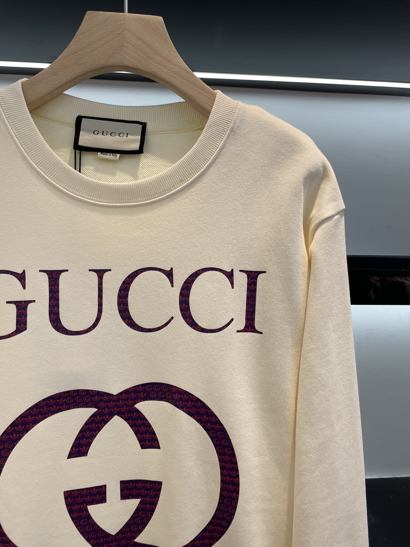 GUCCI SWEATSHIRT