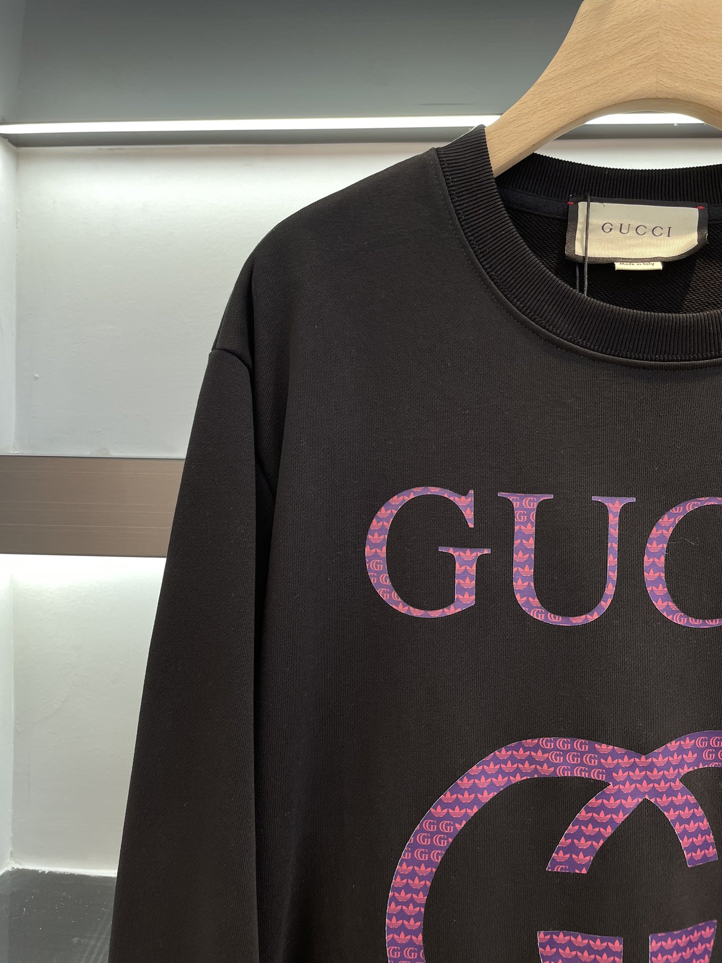 GUCCI SWEATSHIRT