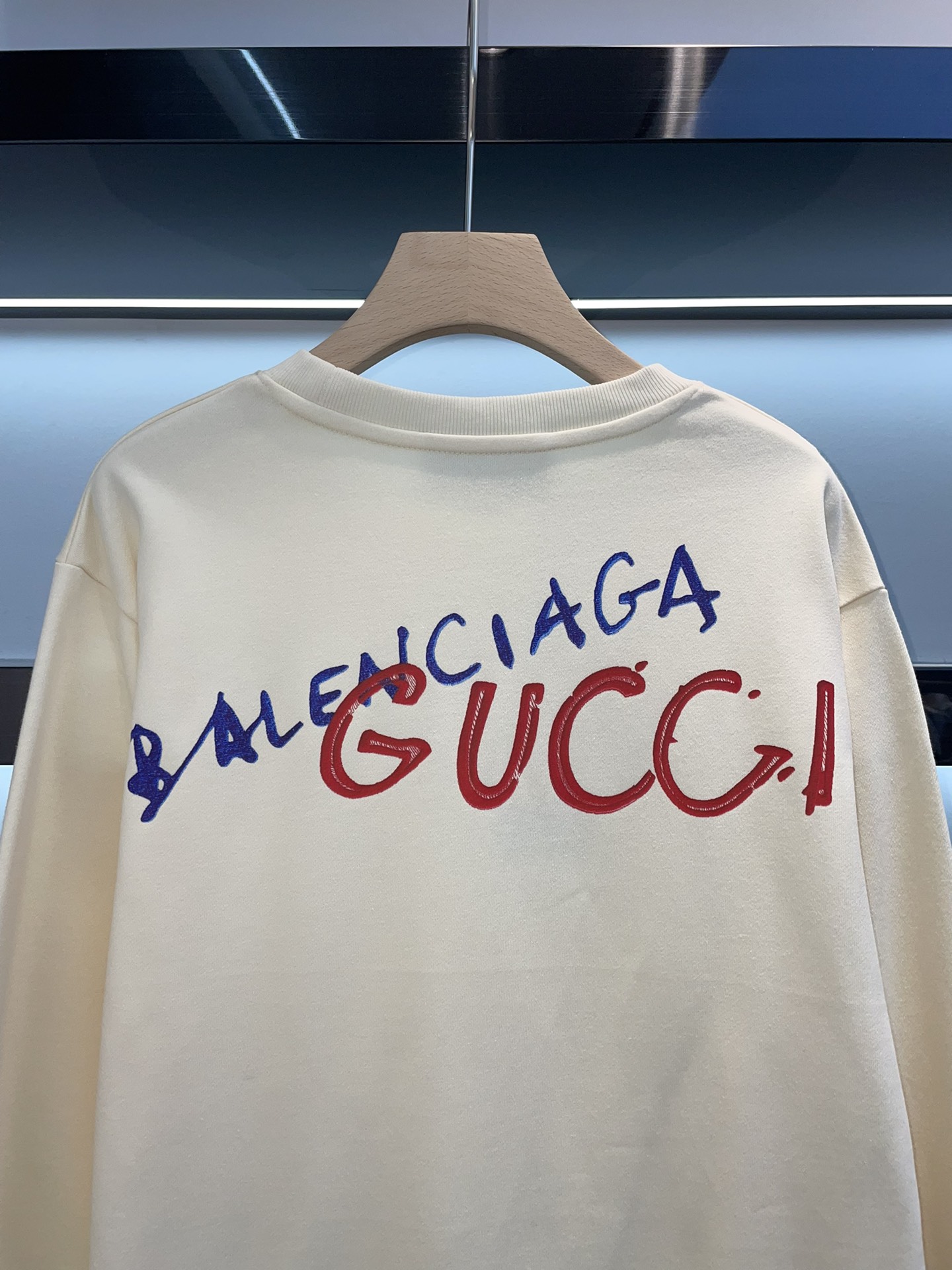 GUCCI SWEATSHIRT