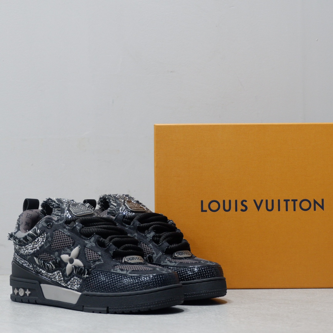 LOUIS VUITON TRAINERS