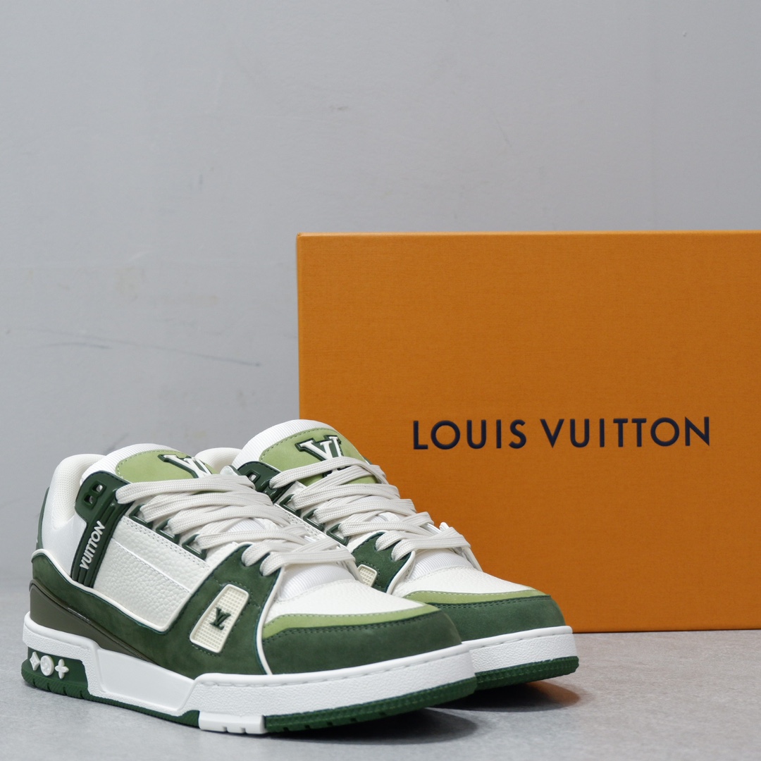 LOUIS VUITTON TRAINERS